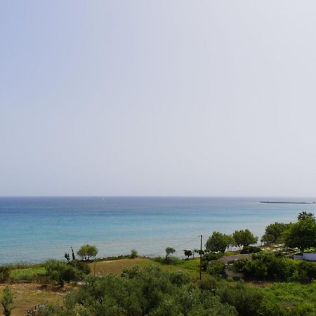 Amoudi Studios Apartments Hotel Buitenkant foto