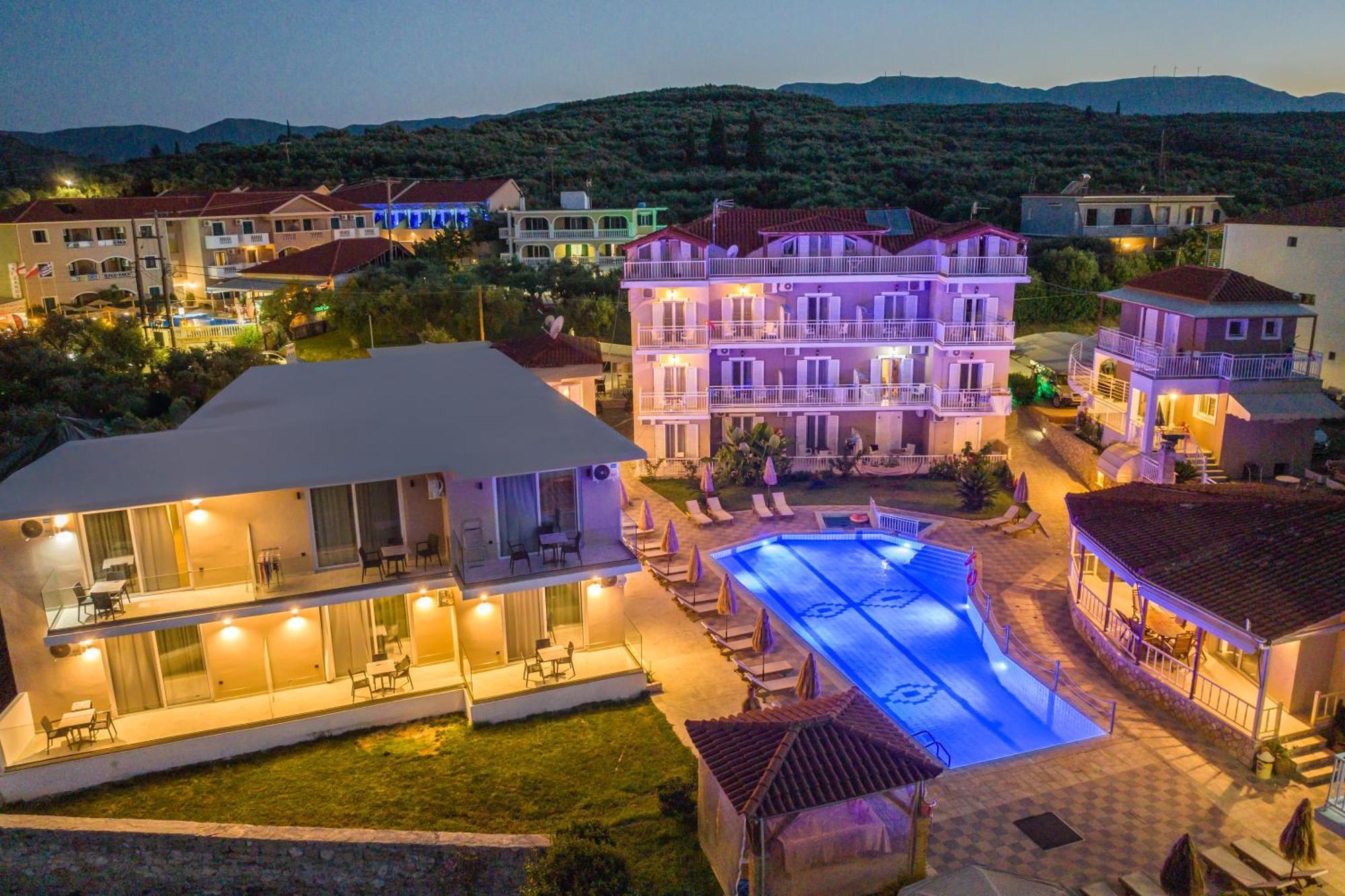 Amoudi Studios Apartments Hotel Buitenkant foto
