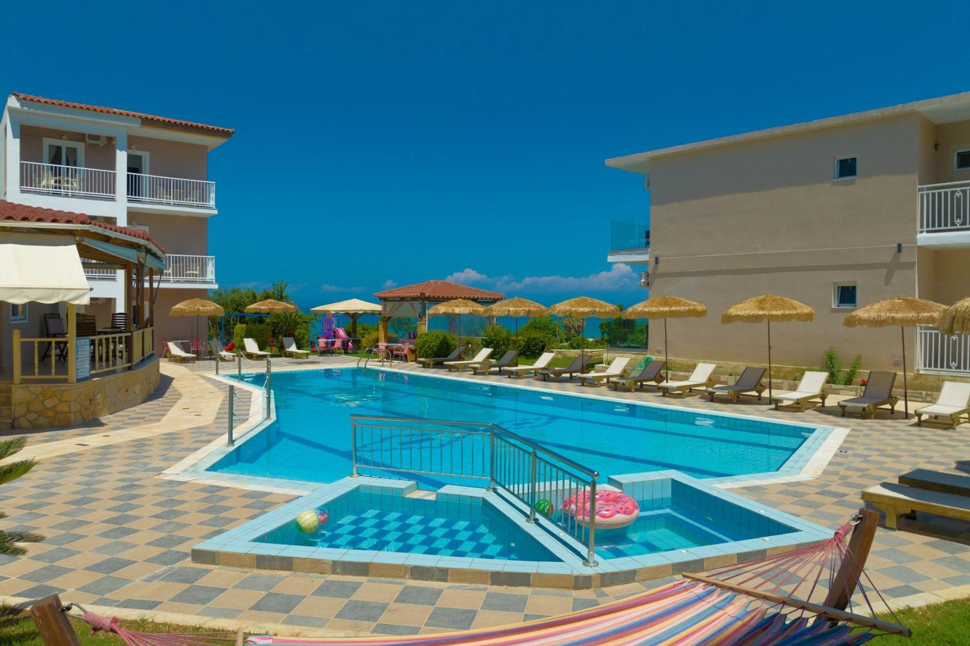 Amoudi Studios Apartments Hotel Buitenkant foto