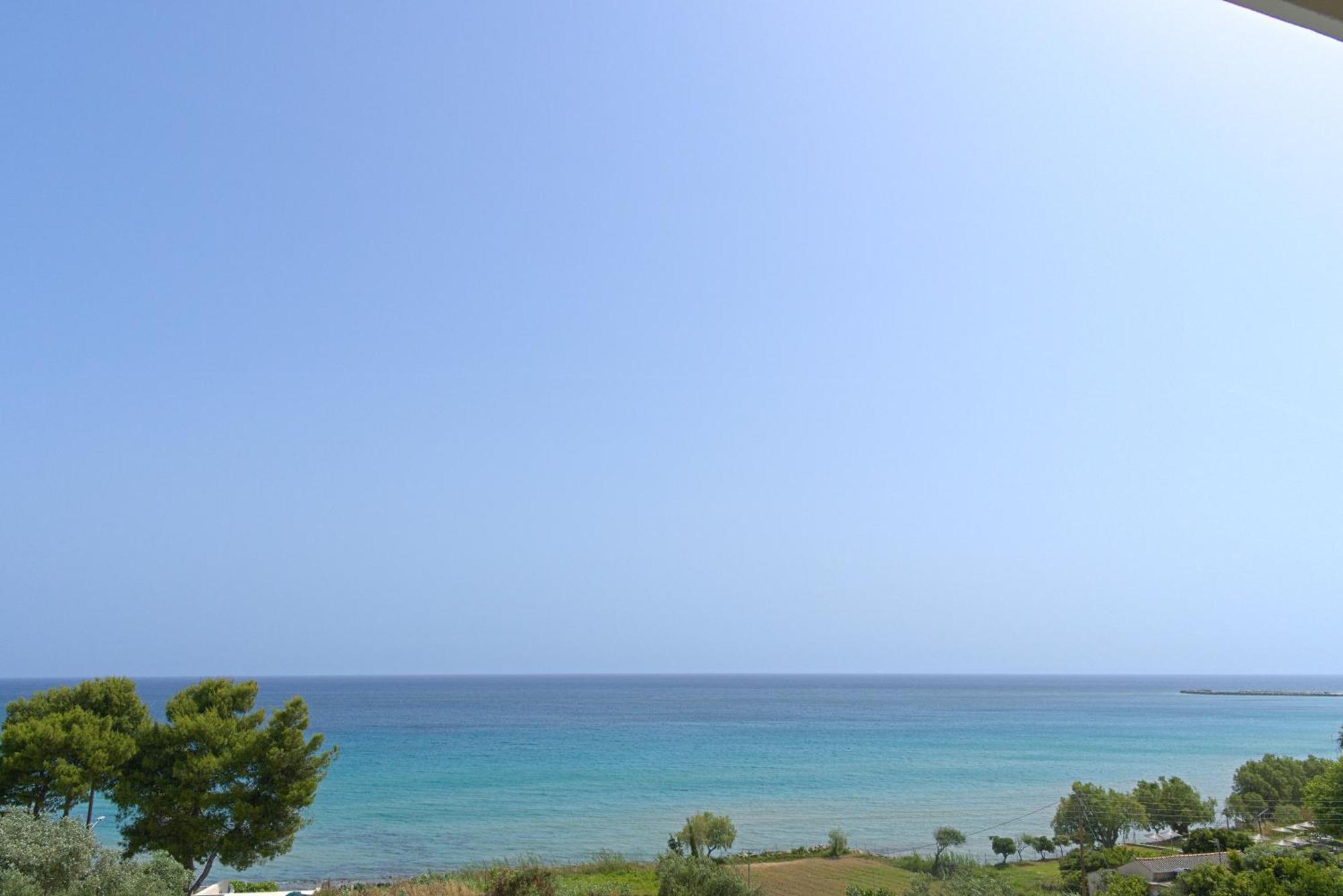 Amoudi Studios Apartments Hotel Buitenkant foto