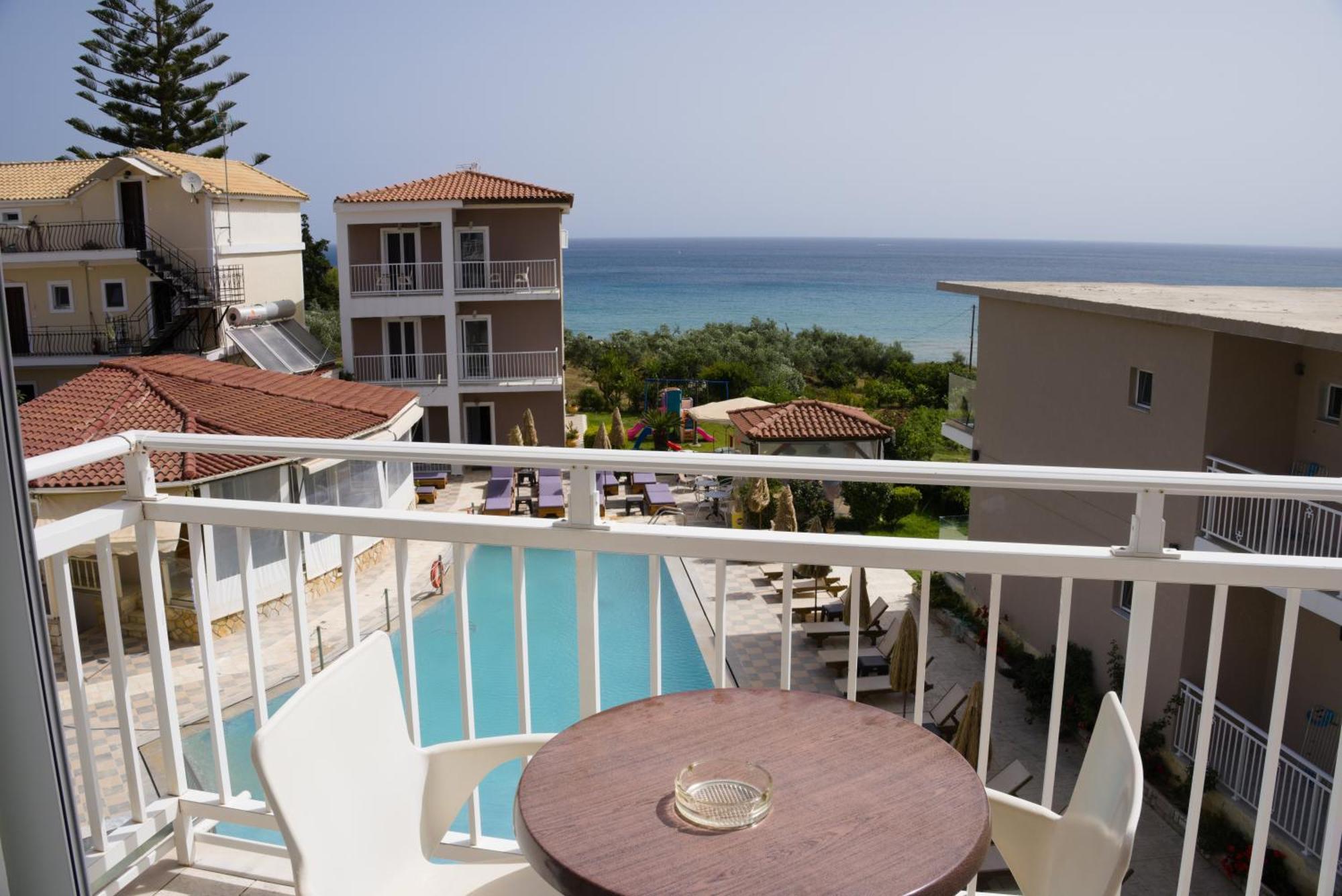Amoudi Studios Apartments Hotel Kamer foto